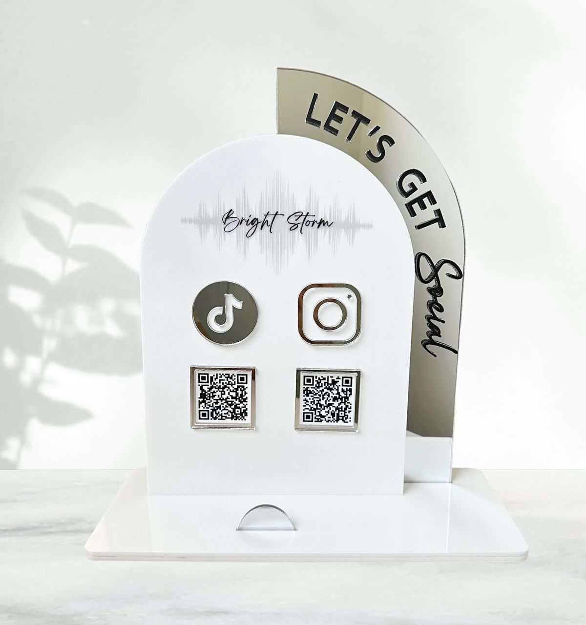 QR Stand - Design 2