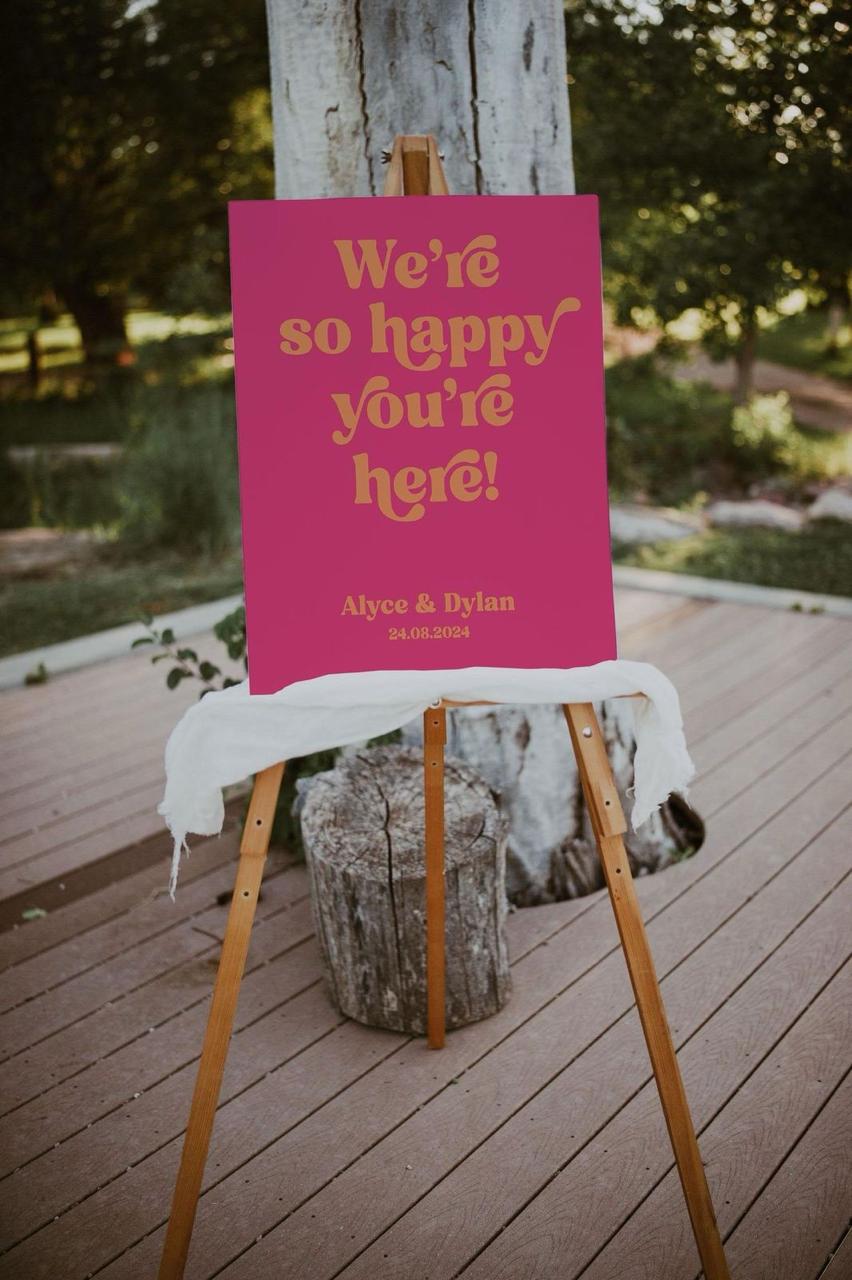 Welcome Sign On Easel - Design 5
