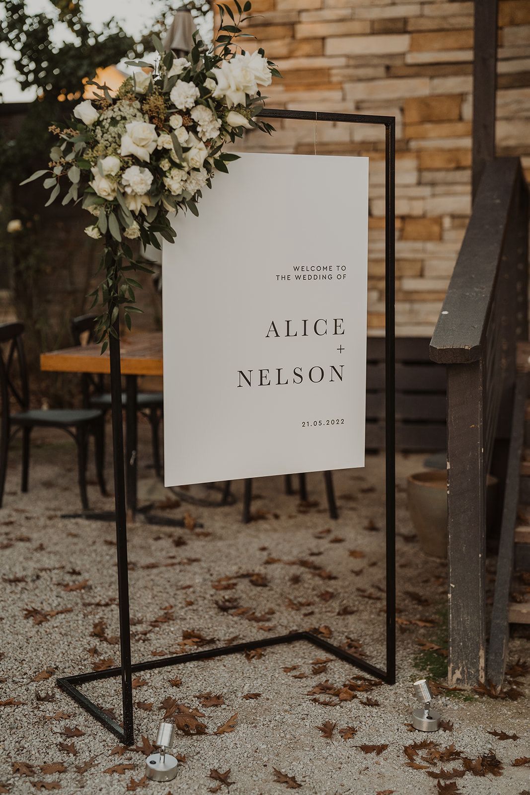 Hanging welcome sign - Design 1